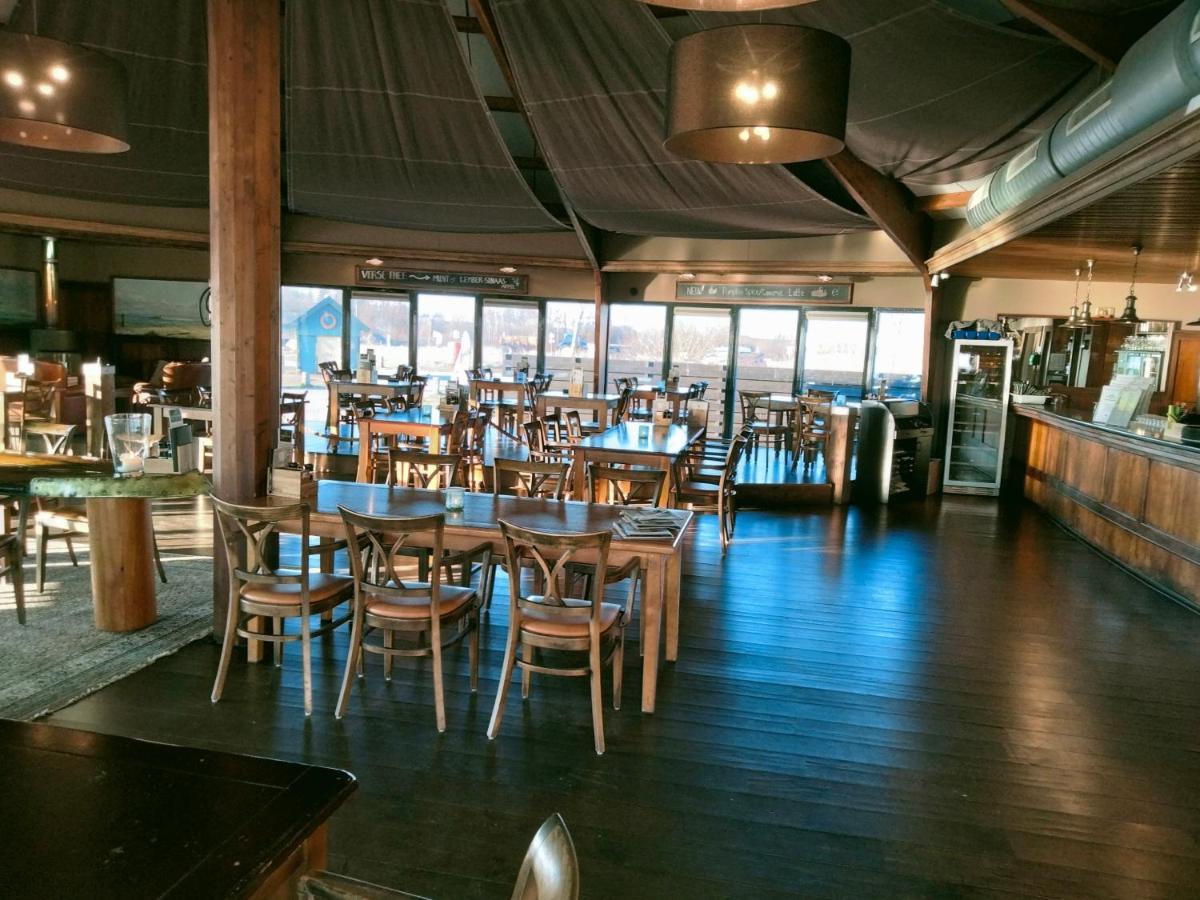 Bj Chalets - De Rug 1 - Vakantiepark Lauwersoog - Luxe Chalet Met Vaatwasser! Vroege Incheck! Exterior photo