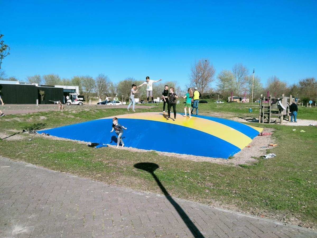 Bj Chalets - De Rug 1 - Vakantiepark Lauwersoog - Luxe Chalet Met Vaatwasser! Vroege Incheck! Exterior photo